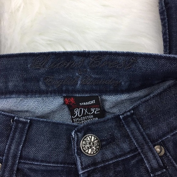 Men’s Lions Crest Blue Jeans - Picture 3 of 4